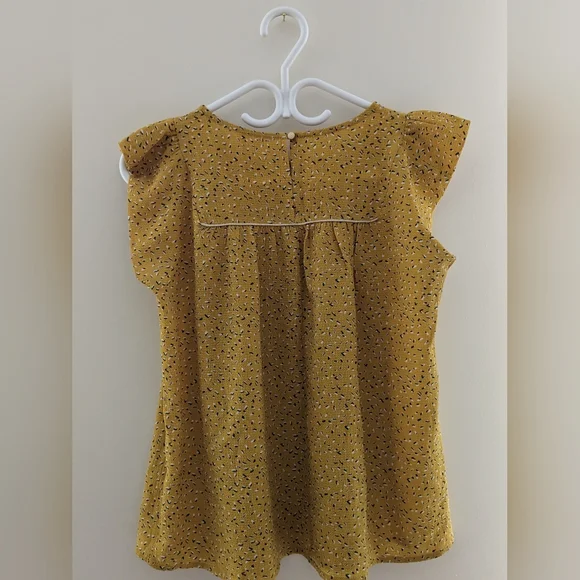 Sleeveless yellow patterned top - Picture 3 of 3